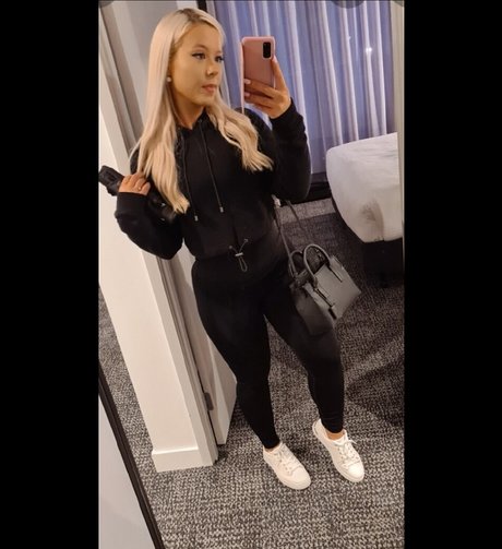 Photo nue de fuite OnlyFans de Kimjade999