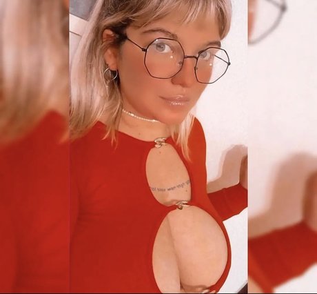 Photo nue de fuite OnlyFans de Clemenbujazha