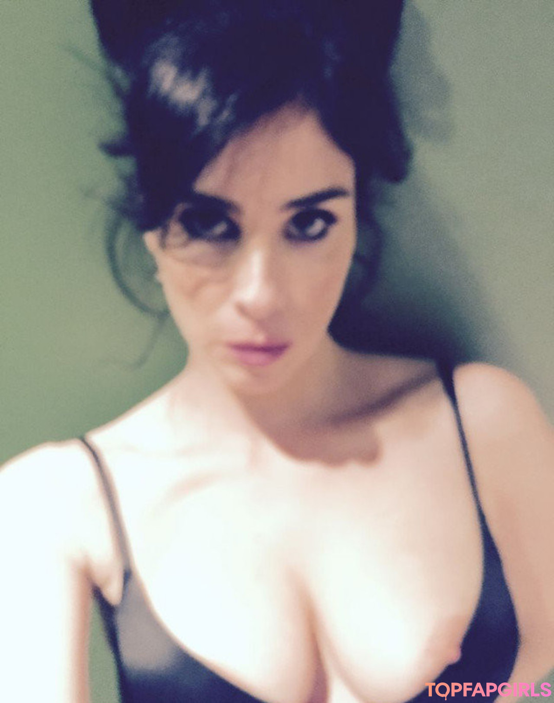 Photo nue de fuite OnlyFans de Sarah Silverman #38 Photo nue de fuite OnlyFans de Sarah Silverman #38