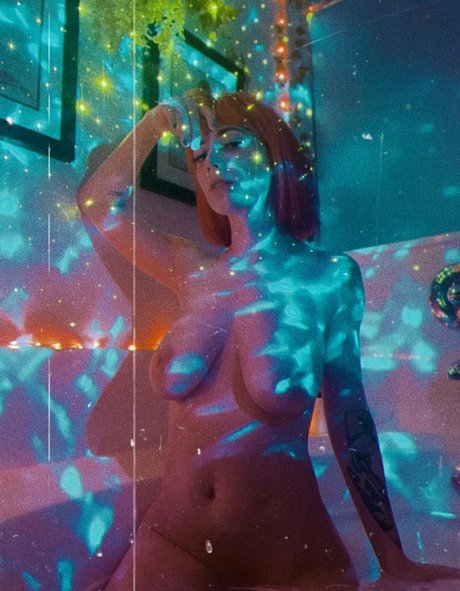 Lauren Van Lom