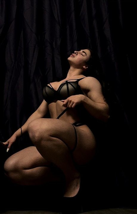 Daria Shuer