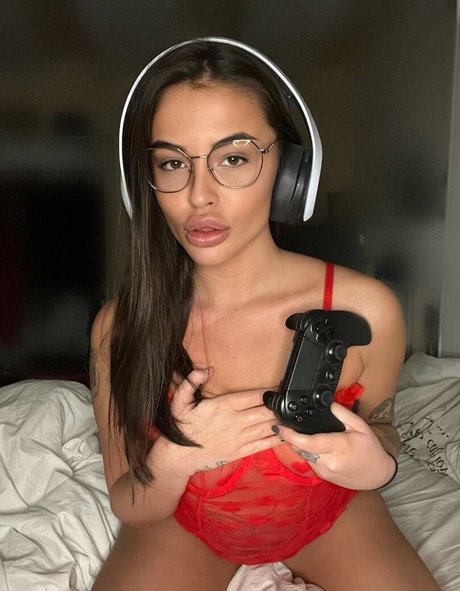 Laura Von Gallucci Photo nue de fuite OnlyFans de Laura Von Gallucci #20