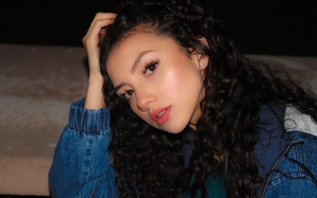 Mary Kaylaficial