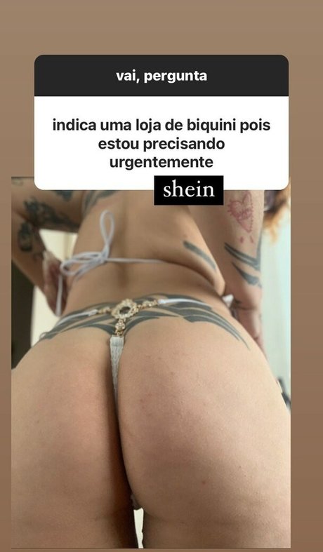 Photo nue de fuite OnlyFans de Clara Averbuck