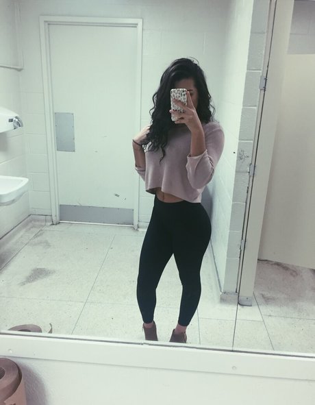 Kylie Manue