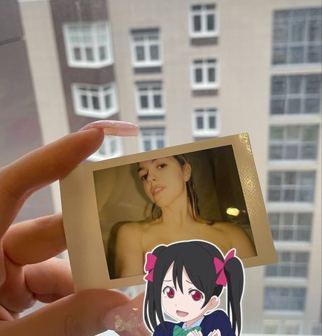 Vellari_Feet