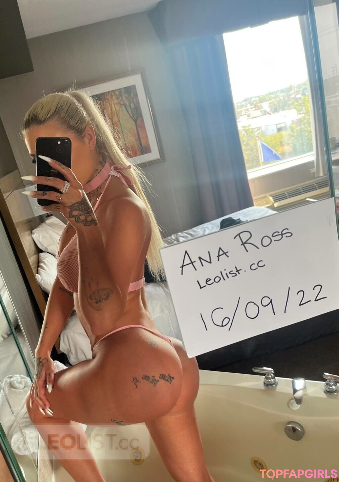 Photo nue de fuite OnlyFans de Elodie Baillargeon Roy #21 Photo nue de fuite OnlyFans de Elodie Baillargeon Roy #21