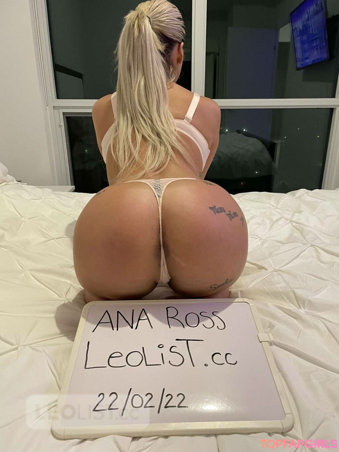 Photo nue de fuite OnlyFans de Elodie Baillargeon Roy #24 Photo nue de fuite OnlyFans de Elodie Baillargeon Roy #24