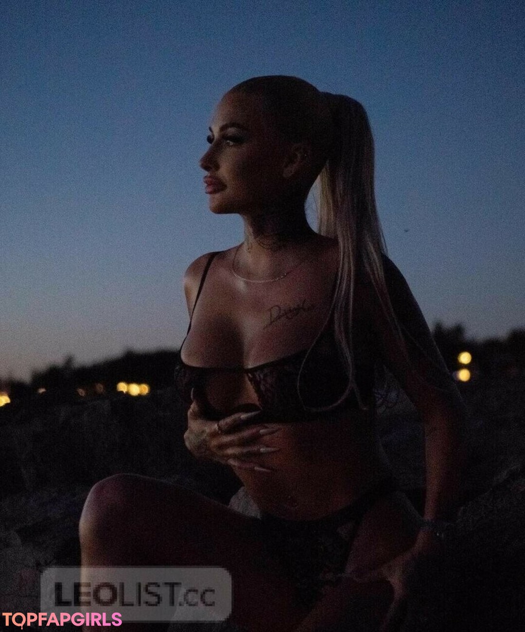 Photo nue de fuite OnlyFans de Elodie Baillargeon Roy #41 Photo nue de fuite OnlyFans de Elodie Baillargeon Roy #41