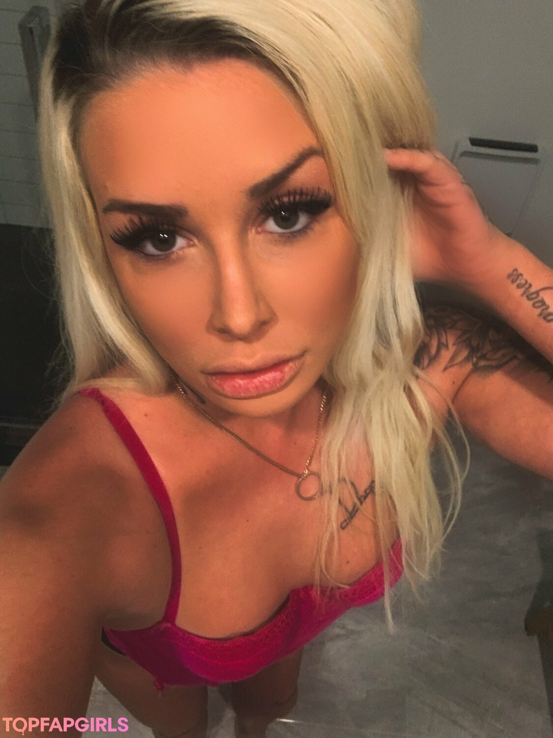 Photo nue de fuite OnlyFans de Elodie Baillargeon Roy #9 Photo nue de fuite OnlyFans de Elodie Baillargeon Roy #9