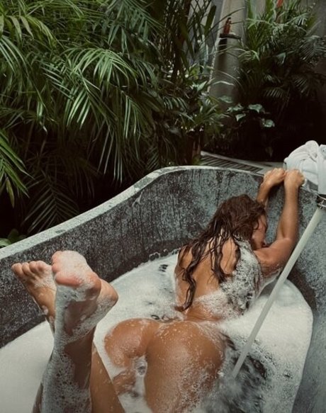 Photo nue de fuite OnlyFans de Yuliya Lazarenko