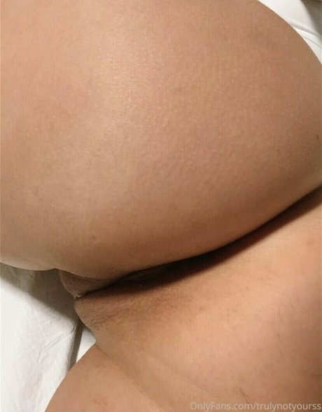 Photo nue de fuite OnlyFans de Yasmin Braga