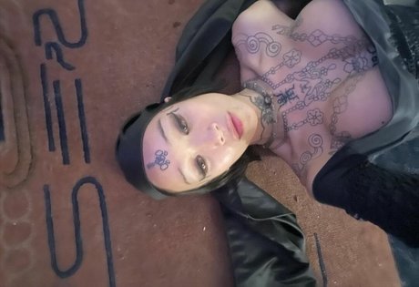 Tightcorsetloosemorals