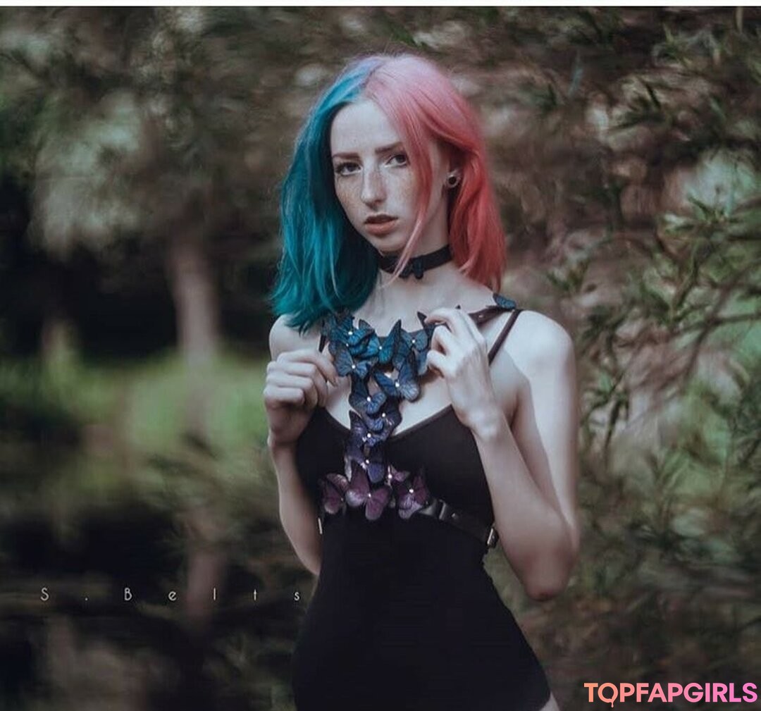 Photo nue de fuite OnlyFans de Rocken Rollia #14 Photo nue de fuite OnlyFans de Rocken Rollia #14