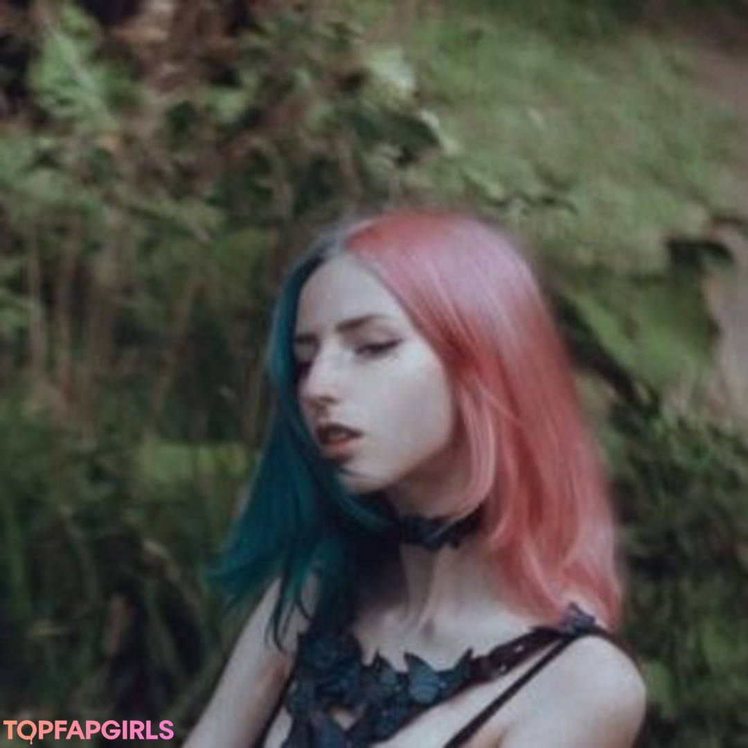 Photo nue de fuite OnlyFans de Rocken Rollia #30 Photo nue de fuite OnlyFans de Rocken Rollia #30