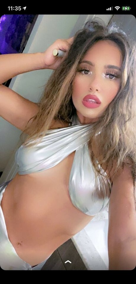 Photo nue de fuite OnlyFans de Shari G