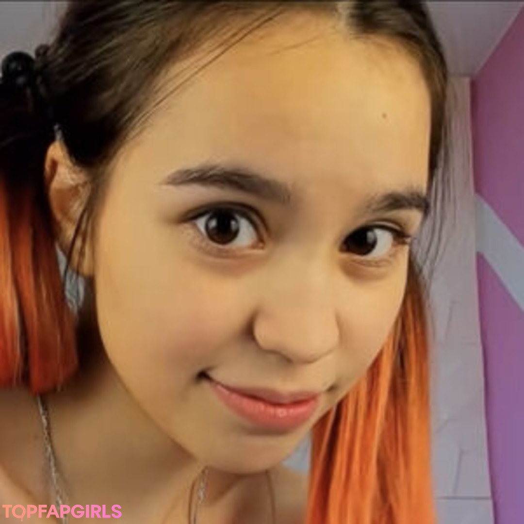 Photo nue de fuite OnlyFans de Mayflower #13 Photo nue de fuite OnlyFans de Mayflower #13