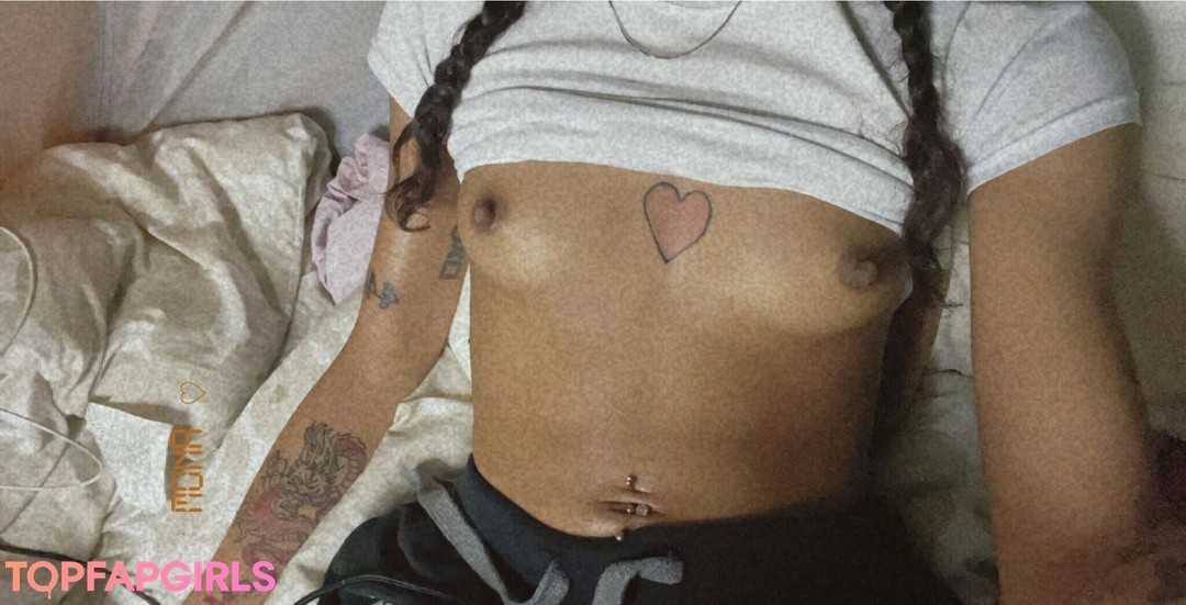 Photo nue de fuite OnlyFans de Sxarlettbabydoll #9 Photo nue de fuite OnlyFans de Sxarlettbabydoll #9