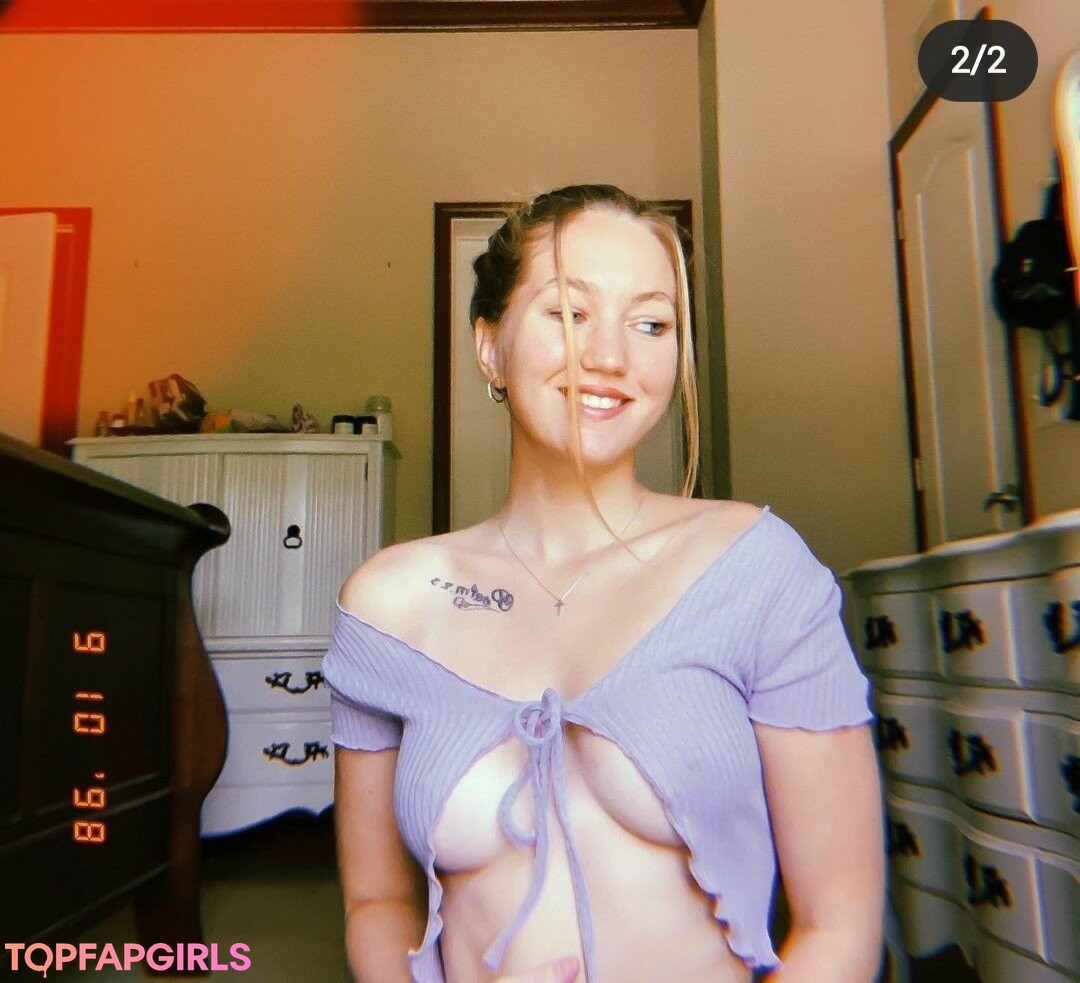 Photo nue de fuite OnlyFans de Youronlyabsinthe #2 Photo nue de fuite OnlyFans de Youronlyabsinthe #2