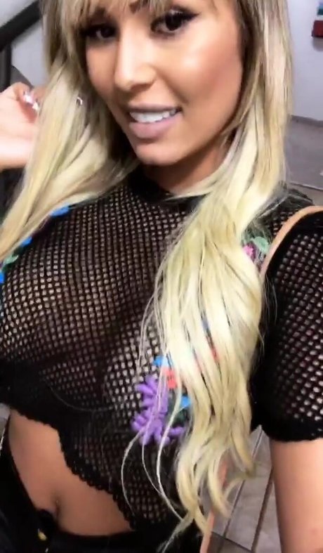 Photo nue de fuite OnlyFans de Isabella Pinheiro