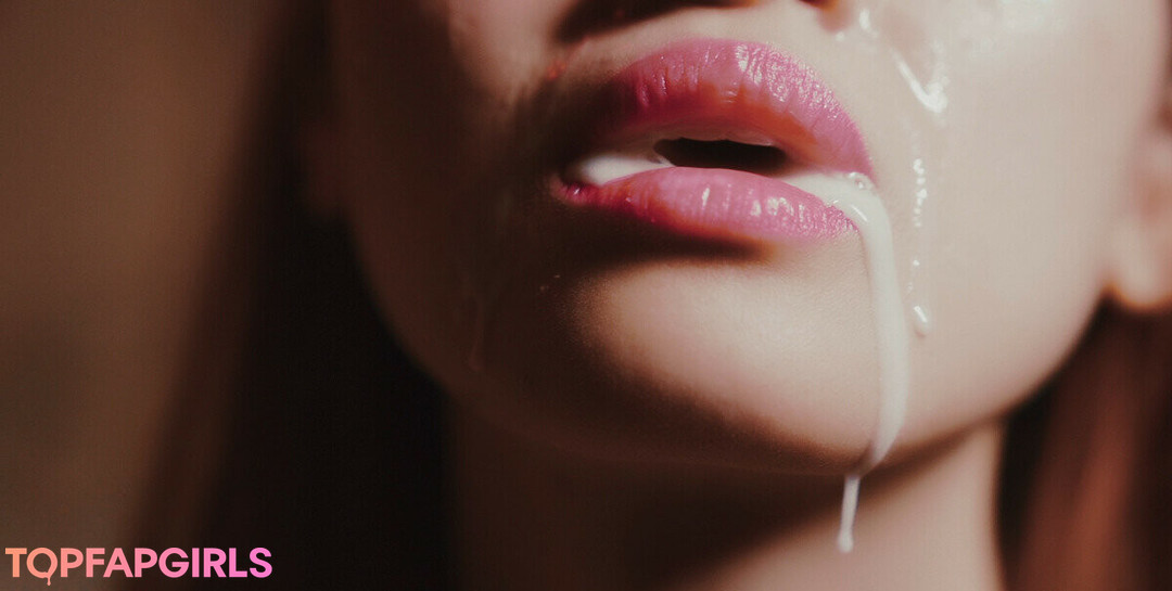 Photo nue de fuite OnlyFans de Catbbmeow #10 Photo nue de fuite OnlyFans de Catbbmeow #10