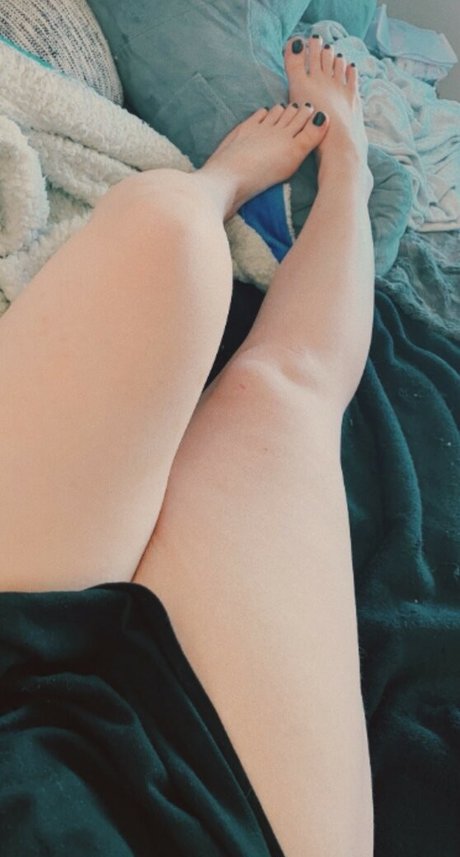 Photo nue de fuite OnlyFans de Floralis