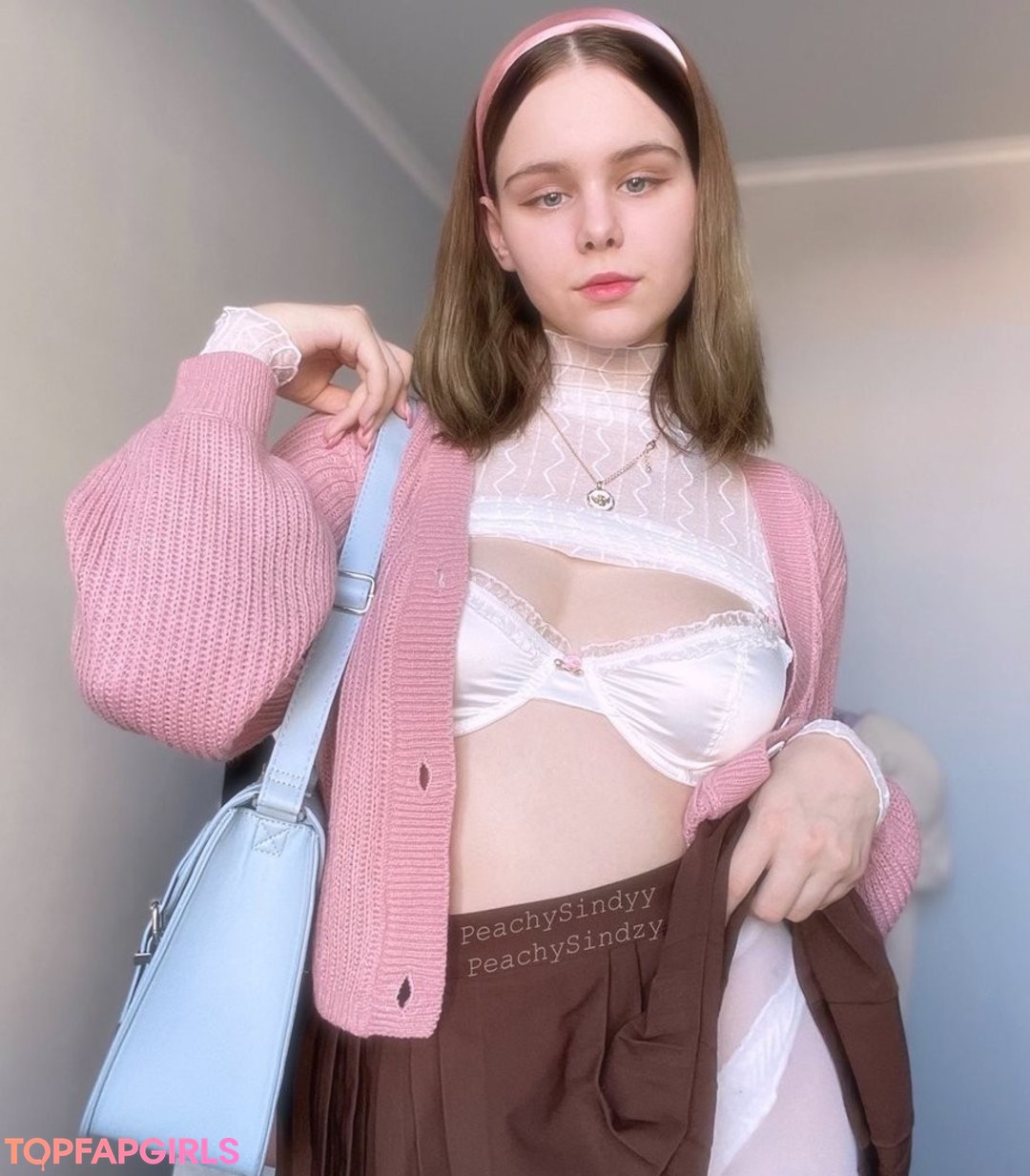 Photo nue de fuite OnlyFans de Peachysindy #81 Photo nue de fuite OnlyFans de Peachysindy #81