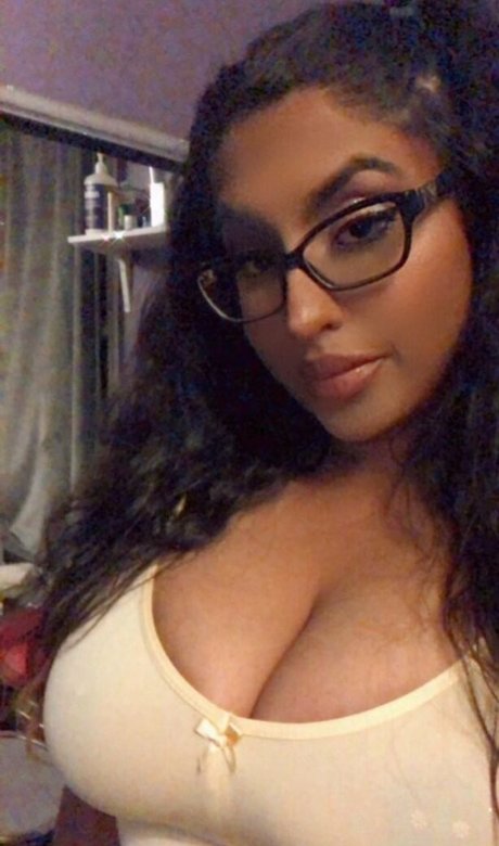 Photo nue de fuite OnlyFans de Ninathepony