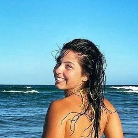 Elly Candi