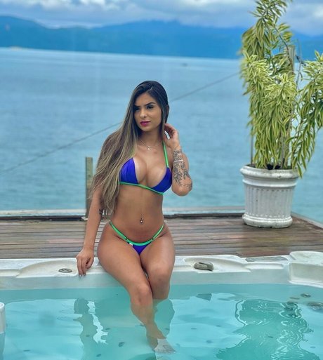 Photo nue de fuite OnlyFans de Amanda Romano