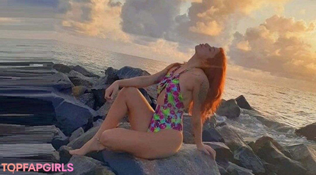 Photo nue de fuite OnlyFans de Marylia Vasconcelos #3 Photo nue de fuite OnlyFans de Marylia Vasconcelos #3