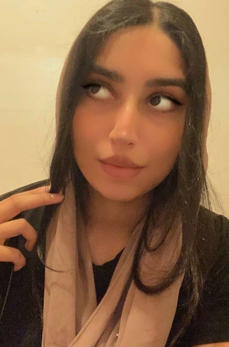 Photo nue de fuite OnlyFans de Galinaxgoddess Uk Muslim