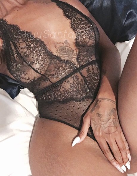 Santana Skyy