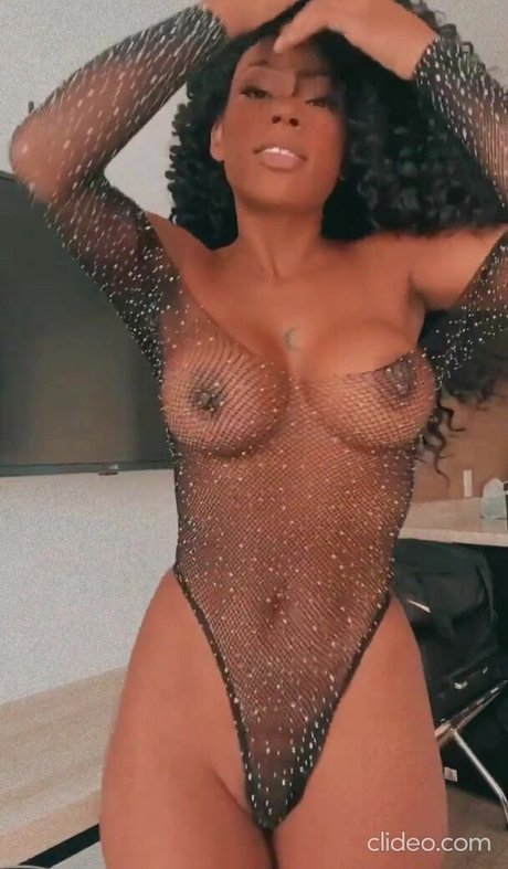 Santana Skyy