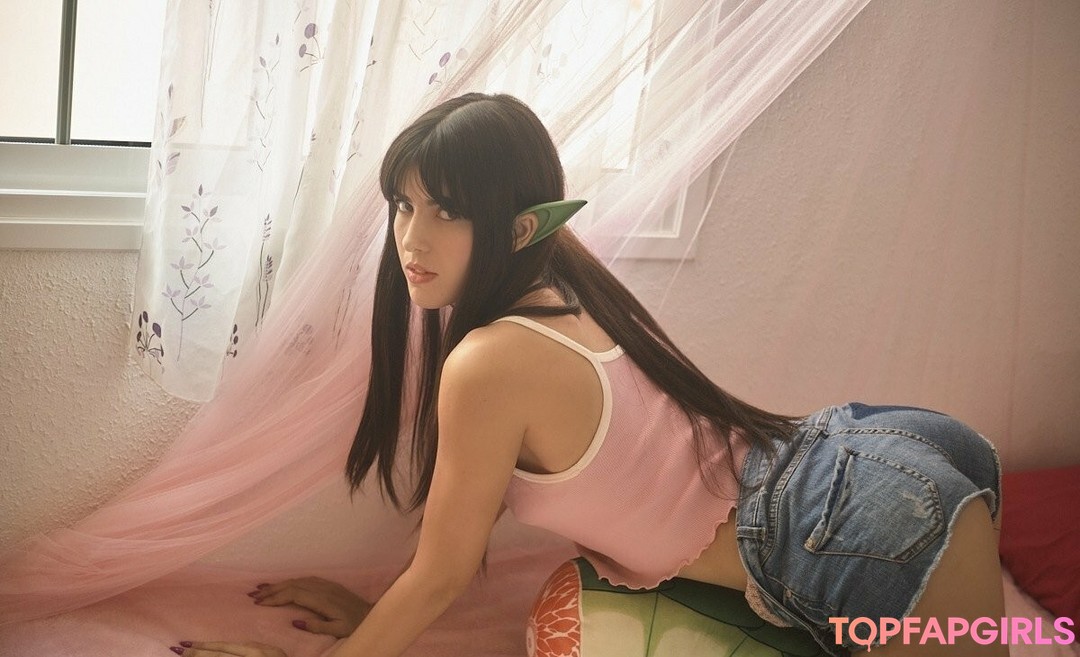 Photo nue de fuite OnlyFans de Leni Doll #1901