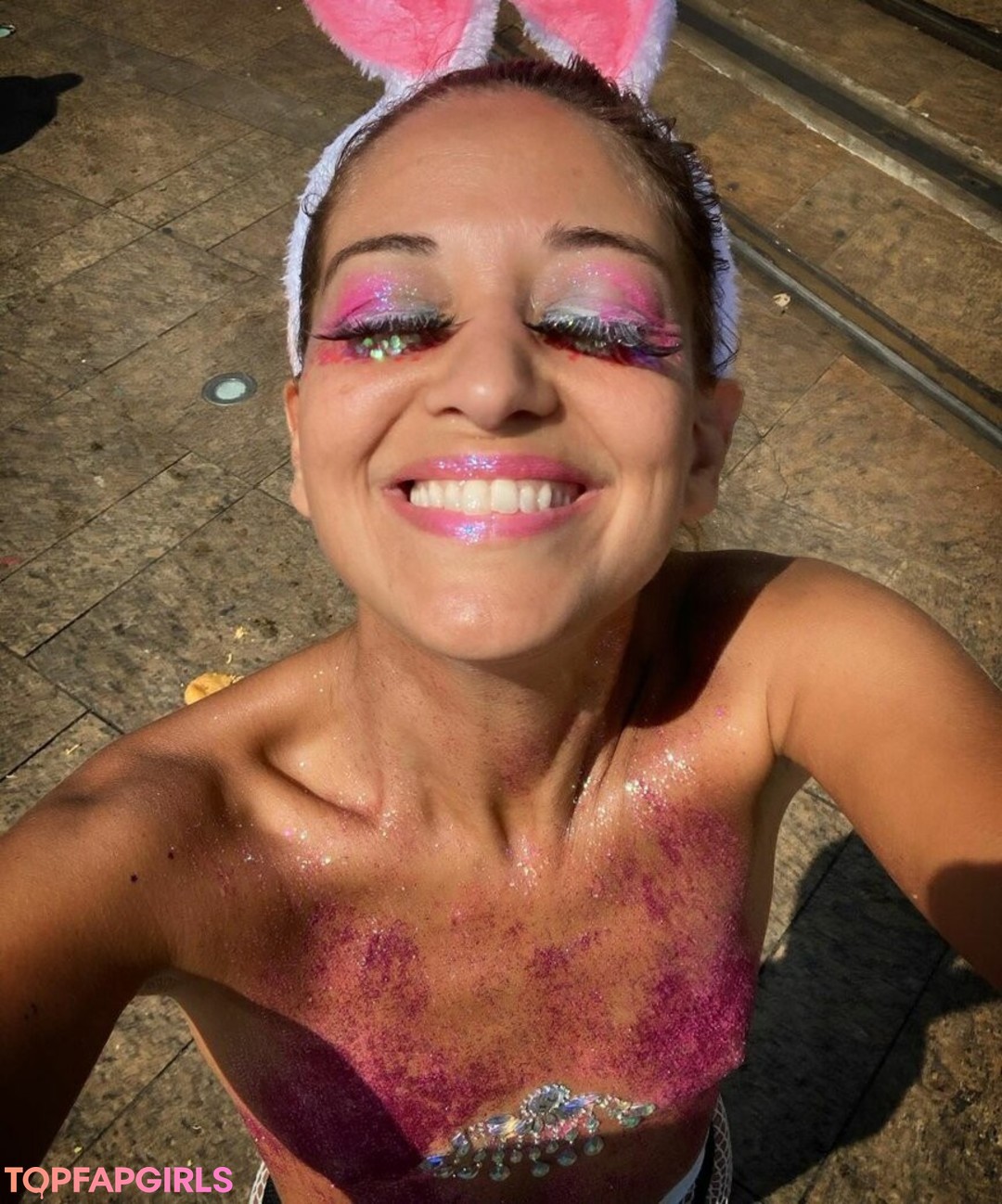 Photo nue de fuite OnlyFans de Le Corps La Maison Lesprit #10 Photo nue de fuite OnlyFans de Le Corps La Maison Lesprit #10