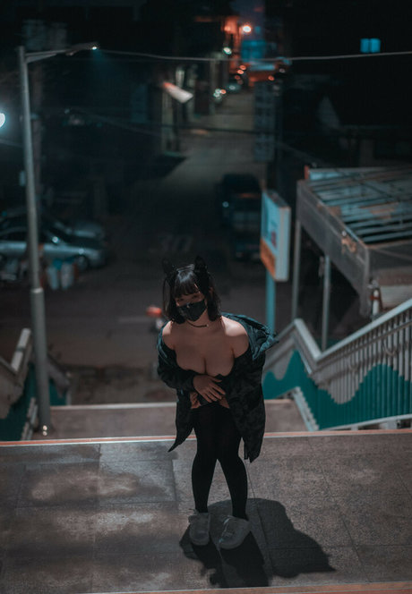 Photo nue de fuite OnlyFans de Djawa Jenny