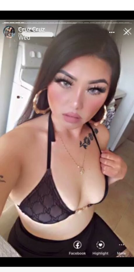 Photo nue de fuite OnlyFans de Cruz Cruz