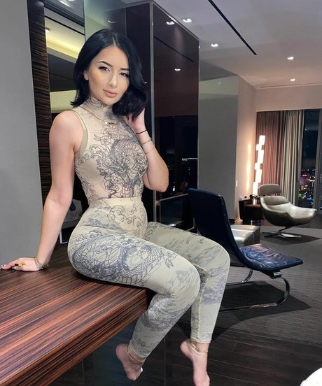 Feetbyjo