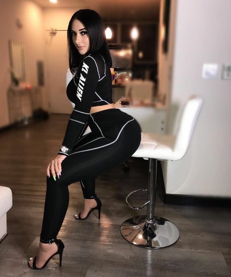 Feetbyjo