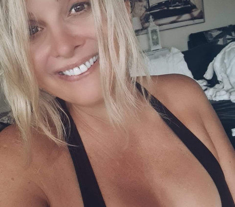 Helen Eleni
