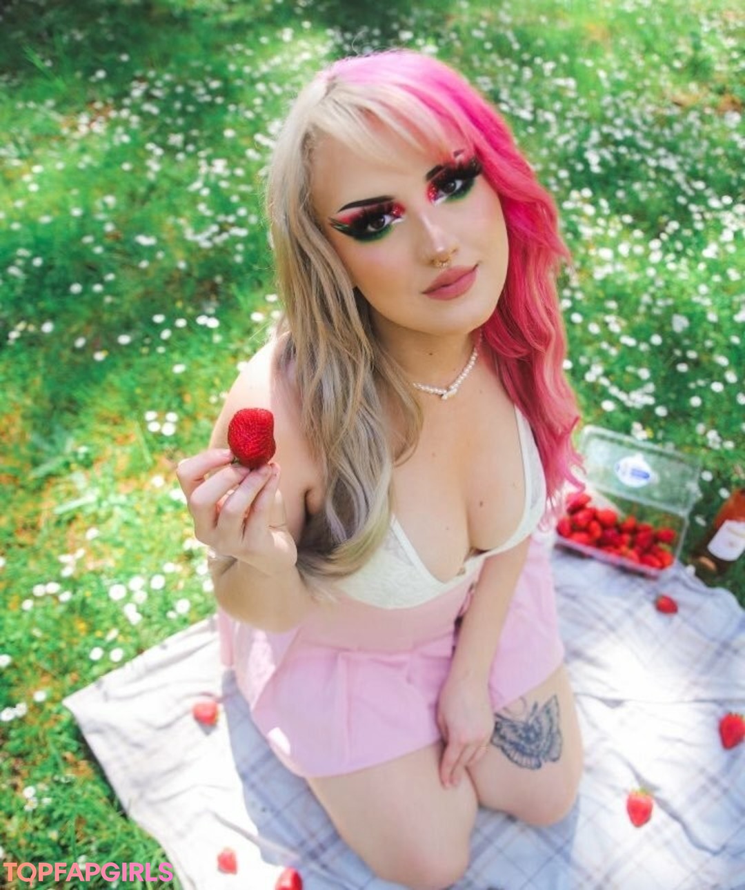 Photo nue de fuite OnlyFans de Teddybabyy #28 Photo nue de fuite OnlyFans de Teddybabyy #28