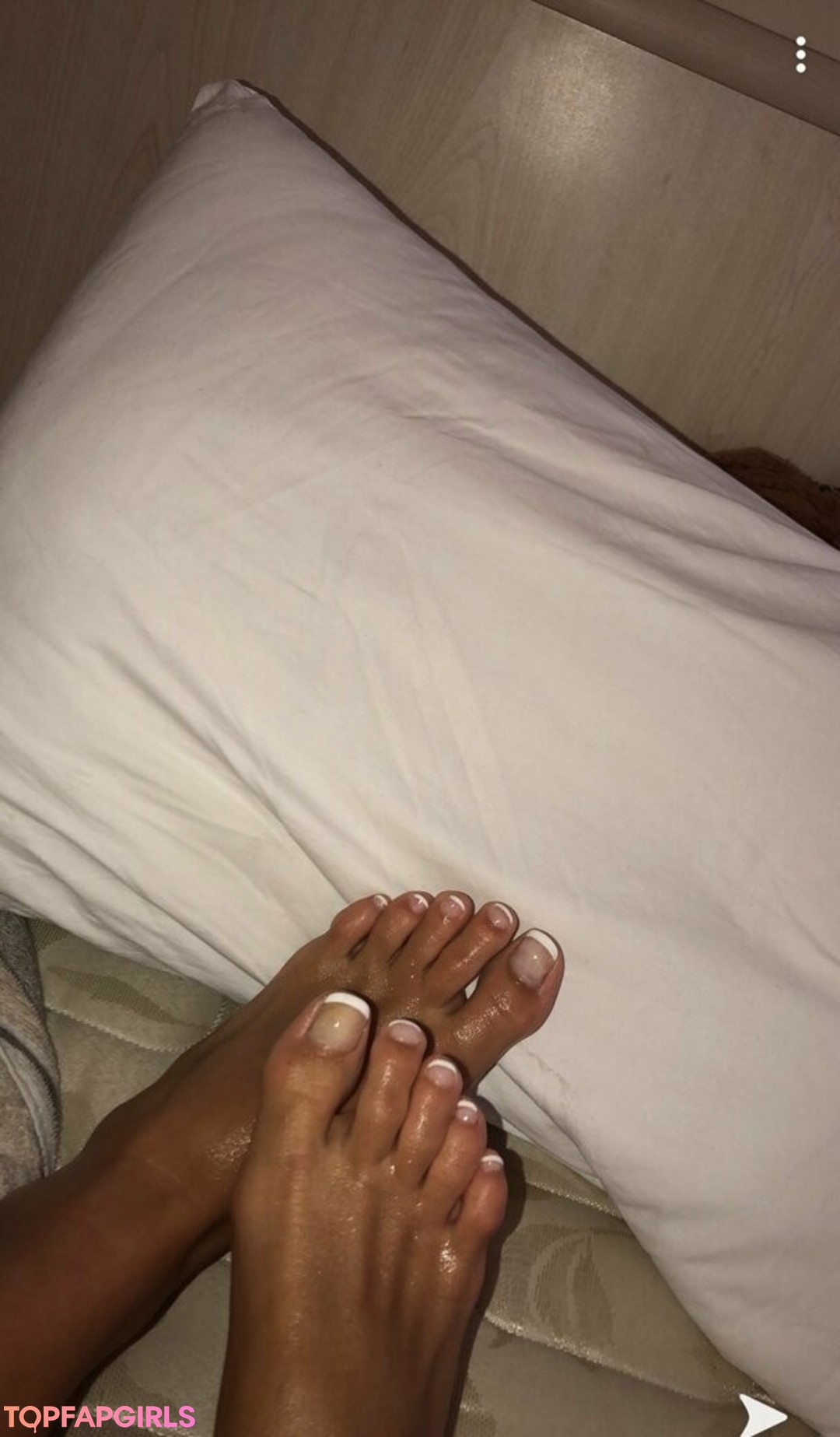 Photo nue de fuite OnlyFans de Kyia Peters Basildon #247 Photo nue de fuite OnlyFans de Kyia Peters Basildon #247