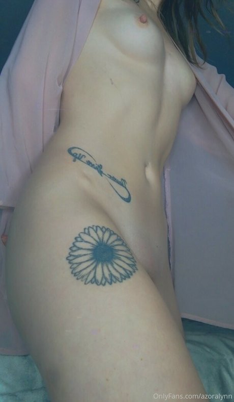 Photo nue de fuite OnlyFans de Azoralynn