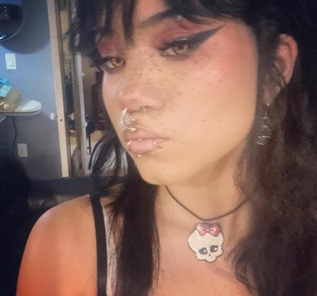 Photo nue de fuite OnlyFans de Saintsgoth