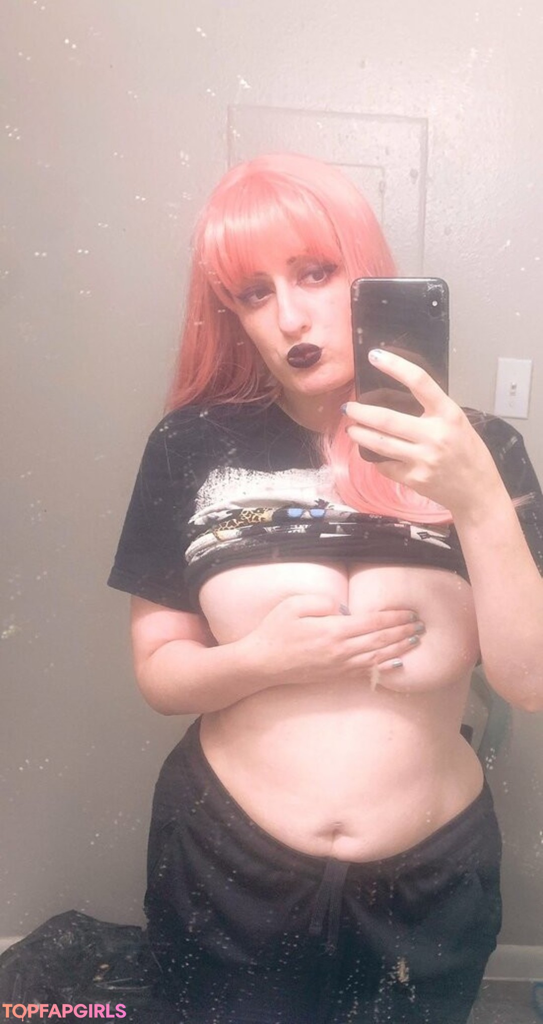 Photo nue de fuite OnlyFans de Thatgirlbeks #5 Photo nue de fuite OnlyFans de Thatgirlbeks #5