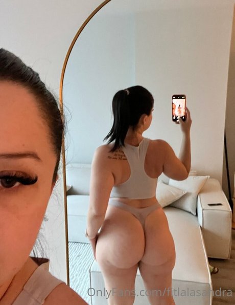 Photo nue de fuite OnlyFans de Fitgirl Alla