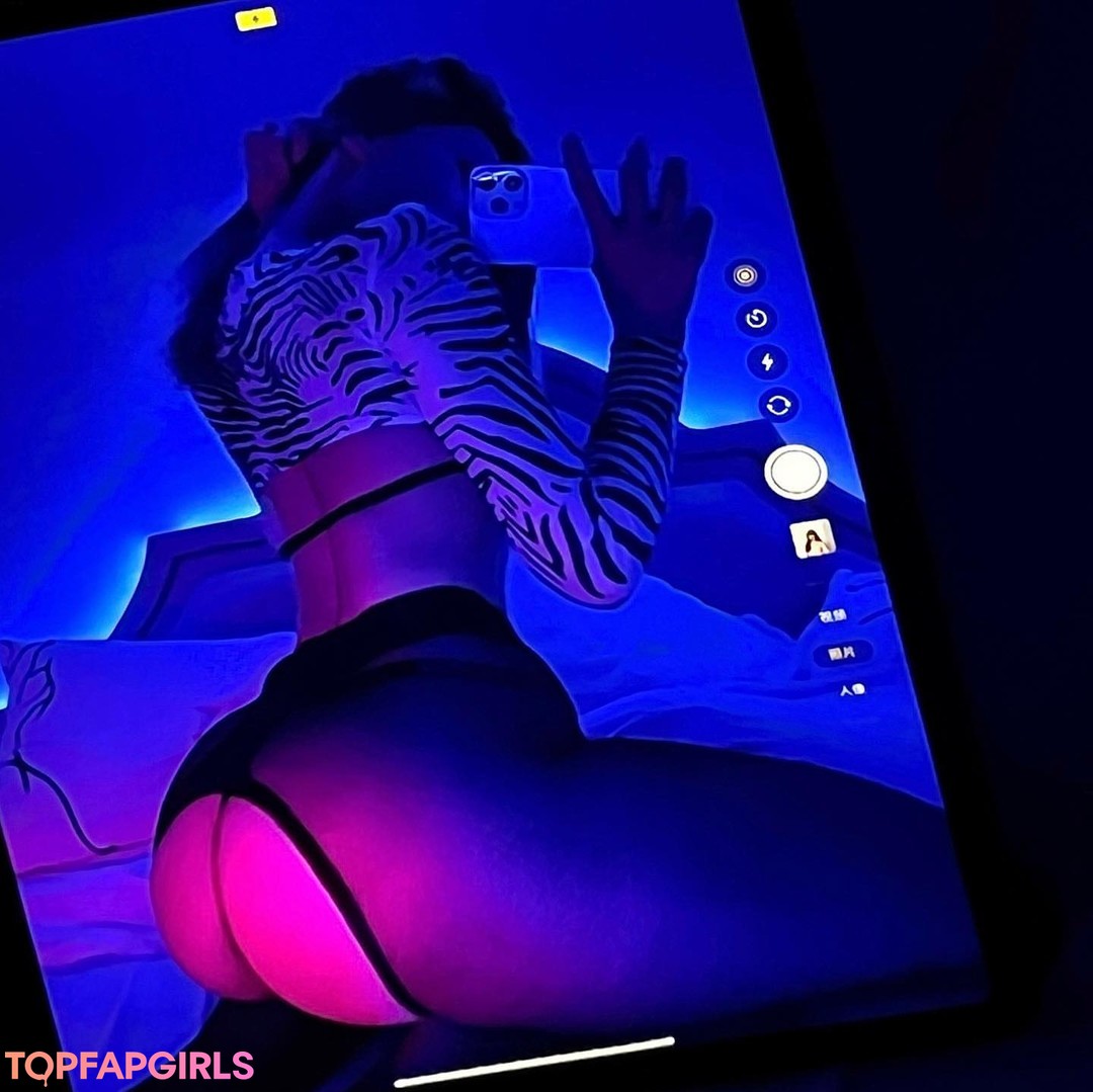 Photo nue de fuite OnlyFans de Xialan #298 Photo nue de fuite OnlyFans de Xialan #298