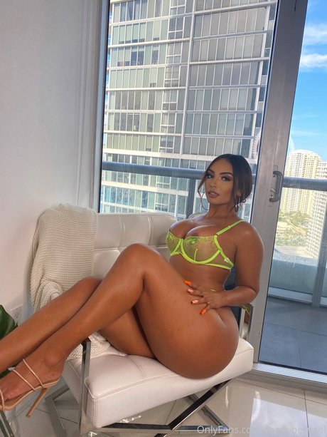 Camila Bernal