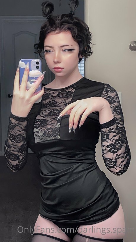 Photo nue de fuite OnlyFans de Darlings Spam